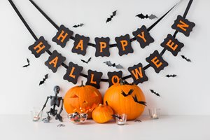 Halloween-Decor-(1).jpg